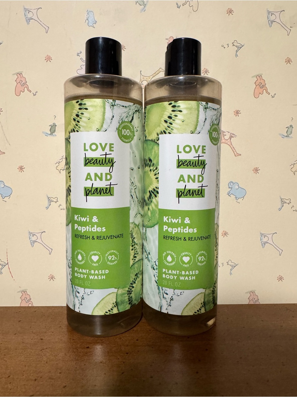 2* Love Beauty and Planet Kiwi and Peptides Plant-Based Body Wash